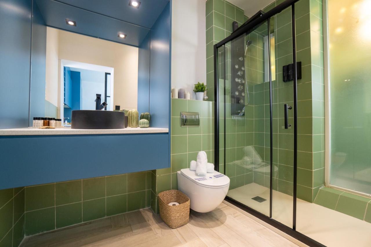 Cozy Apartment Puerta Del Sol & Private Patio Madrid Ngoại thất bức ảnh